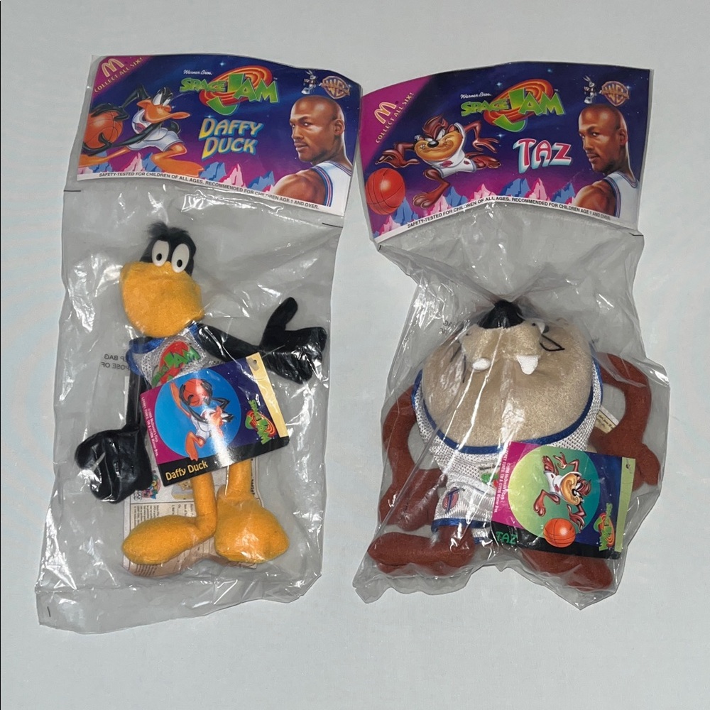 McDonald’s Space Jam Vintage Daffy Duck and Taz Plush Toy Set